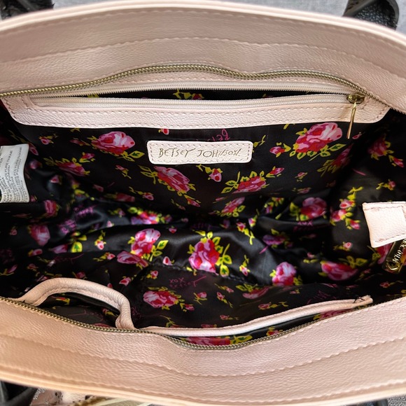 Betsey Johnson Floral Quilted Satchel Bag Pink Coquette Bow Lace Heart - Picture 4 of 9